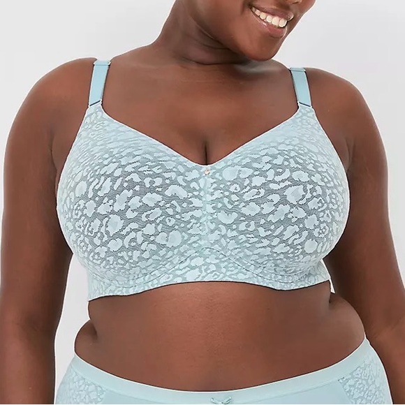 Cacique Invisible Lace Back Smoother - Picture 1 of 9